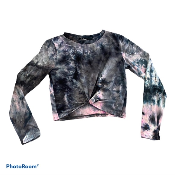 Tops - Adara galaxy knot tie long sleeve crop top